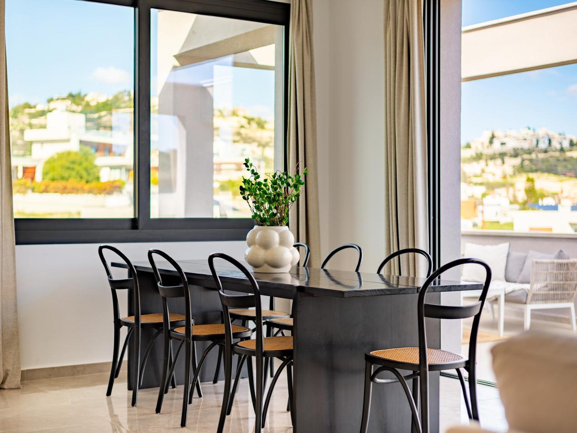 לימסול Sanders River Plaza חדר תמונה